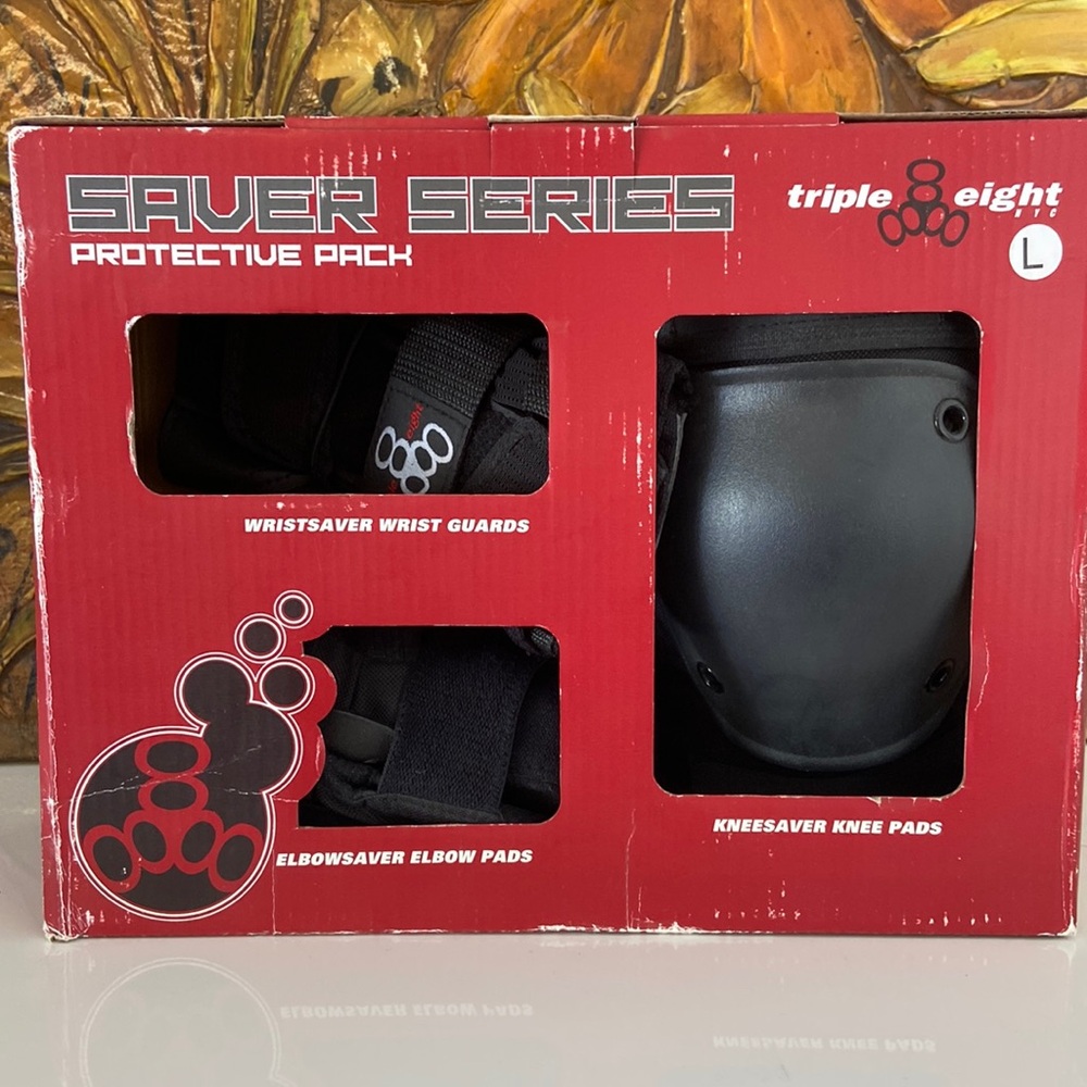 Triple Eight Saver Series Protective Pad Set Knee Elbow Wrist Size Large